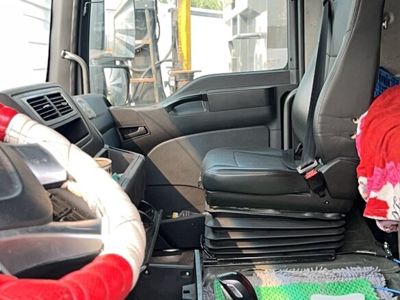 2023 Sinotruk Sitrak C7H, красный, 3040000 рублей - вид 5