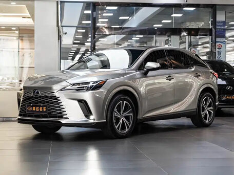 Lexus RX V