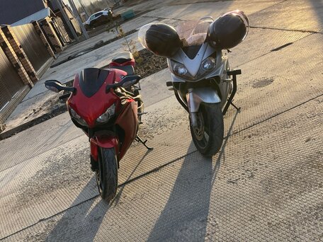 2002 Honda CBR 600F, серебристый, 440000 рублей, вид 3