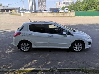 2011 Peugeot 308 I Рестайлинг, белый, 700000 рублей, вид 5
