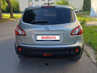 2012 Nissan Qashqai I Рестайлинг, серебристый, 999999 рублей, вид 4