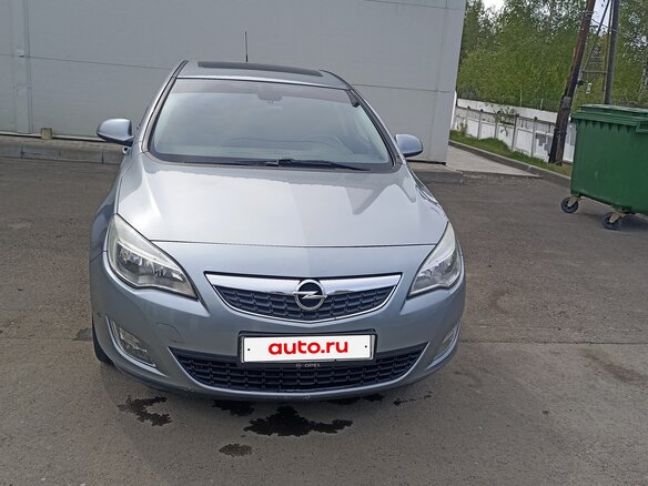 2011 Opel Astra J, серебристый, 575000 рублей - вид 1