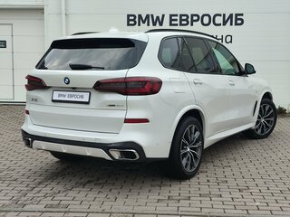 2021 BMW X5 40i IV (G05/G18), белый, 6699000 рублей, вид 2