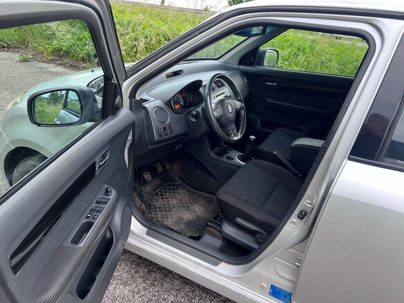 2007 Suzuki Swift III, серебристый, 490000 рублей - вид 5