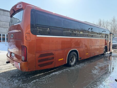 2009 Kia Granbird, красный, 1800000 рублей, вид 3