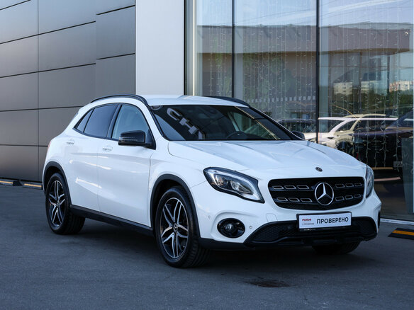 2019 Mercedes-Benz GLA 250 I (X156) Рестайлинг, белый - вид 2