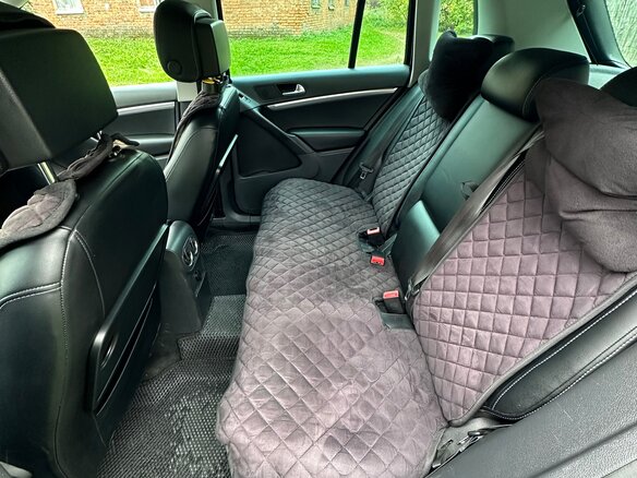 2011 Volkswagen Tiguan I Рестайлинг, чёрный, 1250000 рублей - вид 10