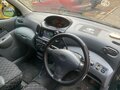 2001 Toyota FunCargo, чёрный, 350000 рублей - вид 5