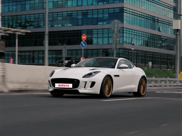 2017 Jaguar F-Type S I, белый - вид 4