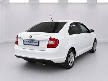 2016 Skoda Rapid I, белый, 800000 рублей, вид 4