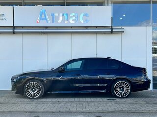 2026 BMW 7 серии 740d xDrive VII (G70), чёрный, 17490000 рублей, вид 2