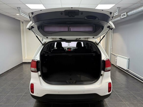 2019 Kia Sorento II Рестайлинг, белый, 2120000 рублей - вид 6
