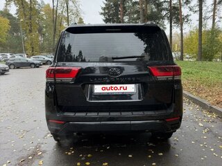 2022 Toyota Land Cruiser 300 Series, чёрный, 10500000 рублей, вид 3