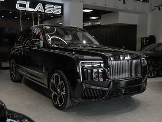 2026 Rolls-Royce Cullinan Black Badge I Рестайлинг (Series II), чёрный, 77000000 рублей, вид 3