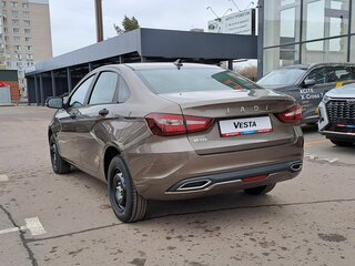 2026 Lada (ВАЗ) Vesta I Рестайлинг (NG), коричневый, 1681900 рублей, вид 3
