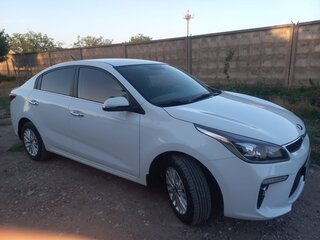 2019 Kia Rio IV, белый, 1496000 рублей, вид 2