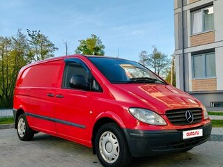 2004 Mercedes-Benz Vito II (W639), красный, 800000 рублей, вид 3