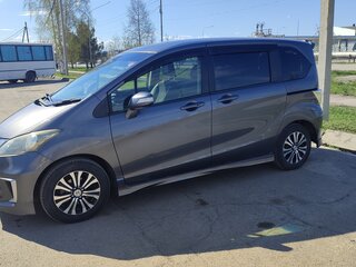 2015 Honda Freed I Рестайлинг 2, серый, 1100000 рублей, вид 4