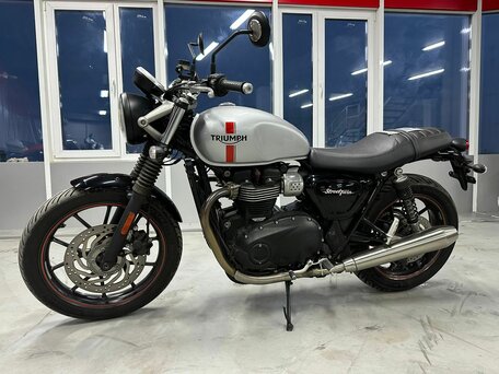 2016 Triumph Street Twin, серебристый, 590000 рублей, вид 3