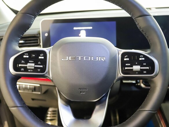 2026 Jetour X70+ I Рестайлинг, серый - вид 13