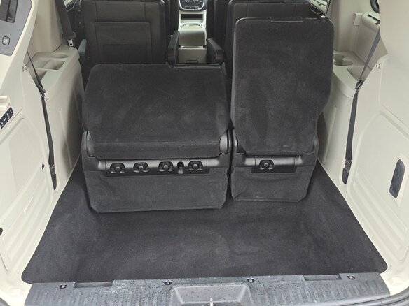 2014 Chrysler Voyager Grand V Рестайлинг, чёрный - вид 9
