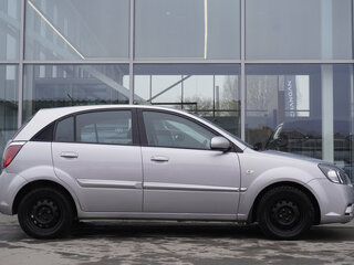2011 Kia Rio II Рестайлинг, серый, 624000 рублей, вид 4