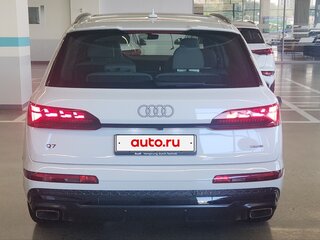 2026 Audi Q7 50 TDI II (4M) Рестайлинг 2, белый, 12360000 рублей, вид 4