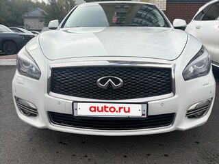 2015 Infiniti Q70 I Рестайлинг, белый, 2150000 рублей, вид 3