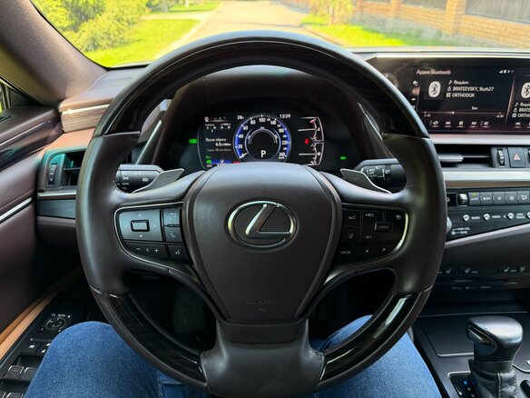 2021 Lexus ES 300h VII Рестайлинг, серый, 4150000 рублей - вид 34