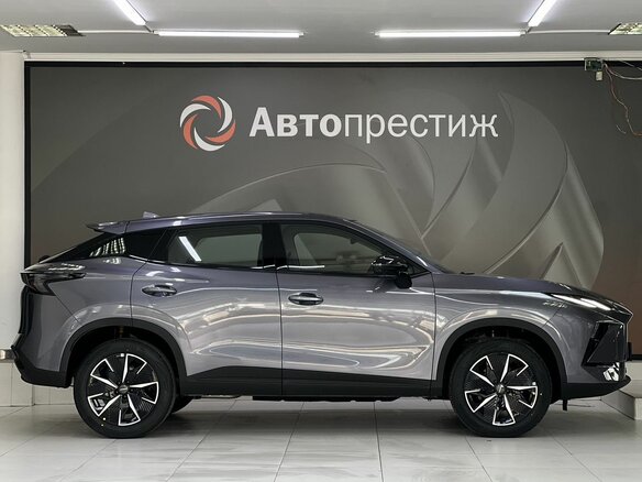 2026 Omoda C5 II, серый - вид 2