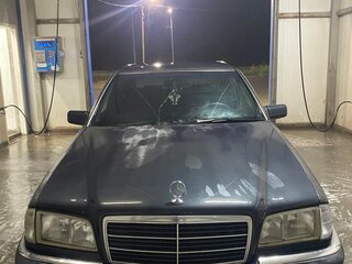 1999 Mercedes-Benz C-Класс 180 I (W202) Рестайлинг, синий, 225000 рублей, вид 1