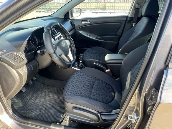 2014 Hyundai Solaris I Рестайлинг, серый, 579660 рублей - вид 12