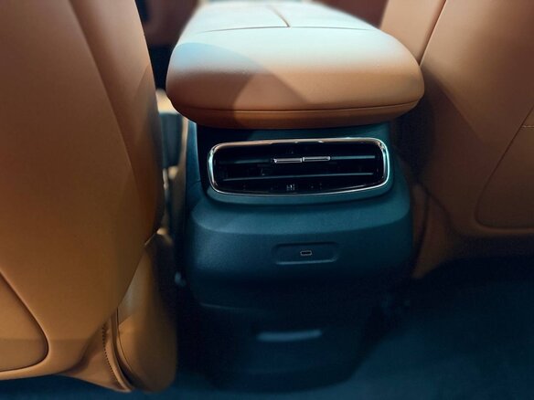 2026 Changan Qiyuan Q07 31.7 kWh, синий, 3495000 рублей - вид 27