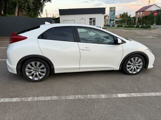 2012 Honda Civic IX, белый, 1420000 рублей, вид 4