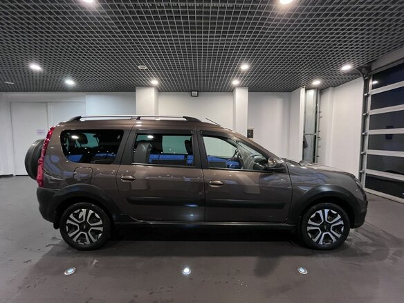 2021 Lada (ВАЗ) Largus Cross I Рестайлинг, коричневый, 1390000 рублей - вид 1