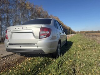 2025 Lada (ВАЗ) Granta I Рестайлинг, серый, 1100000 рублей, вид 3