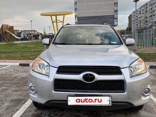 2011 Toyota RAV4 Long III (XA30) Рестайлинг, серебристый, 1300000 рублей, вид 1