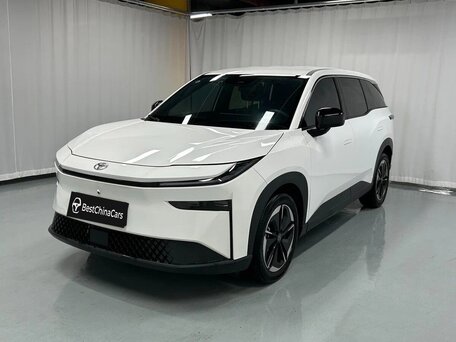 2026 Toyota bZ3X 58.3 kWh, белый, 2600000 рублей, вид 1