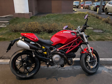 2013 Ducati Monster 796, красный, 380000 рублей, вид 4