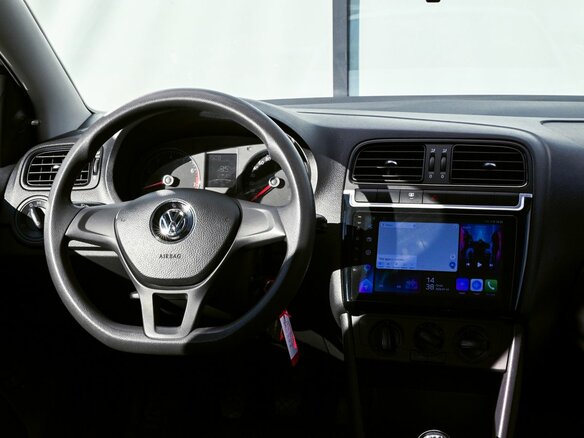 2019 Volkswagen Polo V Рестайлинг, белый, 1075000 рублей - вид 17
