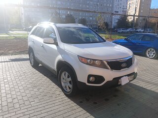 2012 Kia Sorento II Рестайлинг, белый, 1430000 рублей, вид 1