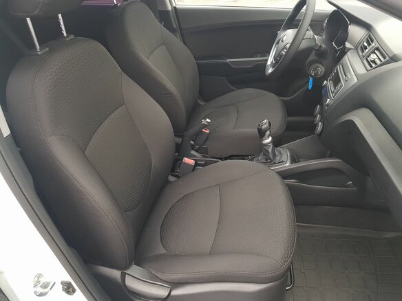 2015 Kia Rio III Рестайлинг, белый - вид 17