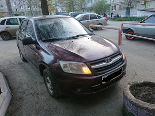 2012 Lada (ВАЗ) Granta I, красный, 140000 рублей, вид 3