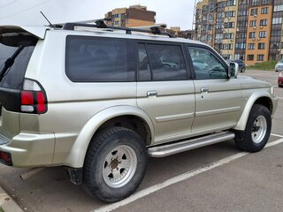 2007 Mitsubishi Pajero Sport I Рестайлинг, бежевый, 950000 рублей, вид 4