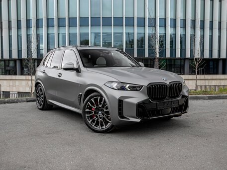 2025 BMW X5 40d IV (G05/G18) Рестайлинг, серый, 15100000 рублей, вид 3