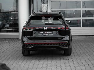 2026 Volkswagen Tiguan L Pro III (China Market), чёрный, 5099900 рублей, вид 4