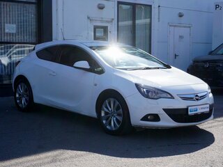 2012 Opel Astra GTC J Рестайлинг, белый, 810000 рублей, вид 3