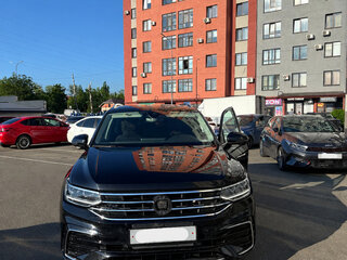 2023 Volkswagen Tiguan L II Рестайлинг (China Market), чёрный, 2640000 рублей, вид 2