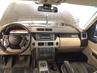 2011 Land Rover Range Rover III Рестайлинг 2, чёрный, 2100000 рублей, вид 3