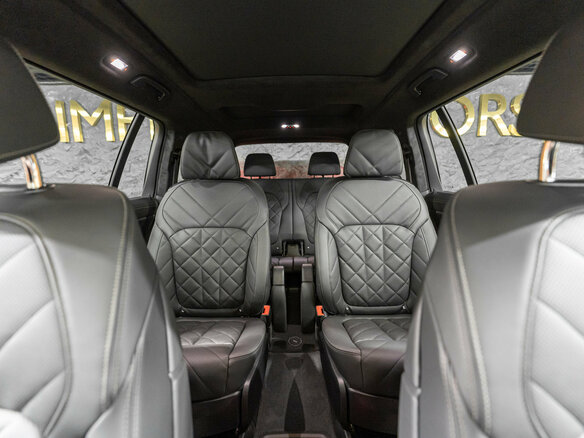 2026 BMW X7 40i I (G07) Рестайлинг, серый, 17690000 рублей - вид 19